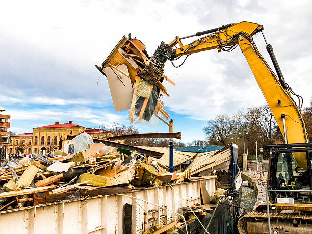 Best Yard Waste Removal  in Phoenix, AZ